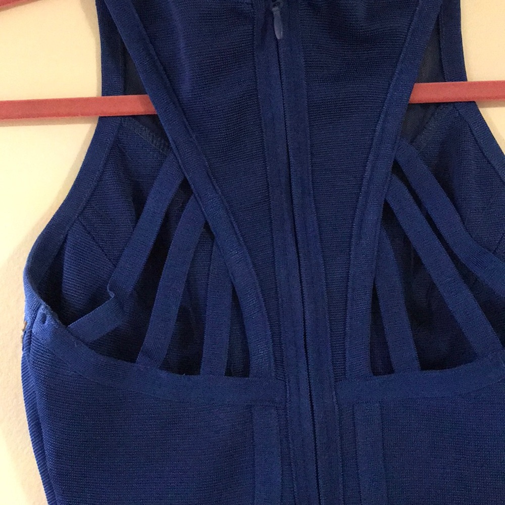 Dress - Picture 5 of 5